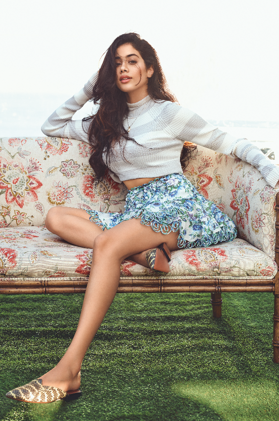 Janhvi Kapoor legs thighs curvy actress
