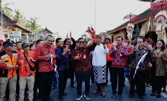    Penuhi Janji, Bupati Sanjaya Telah Perbaiki 96 Persen Jalan di Tabanan
