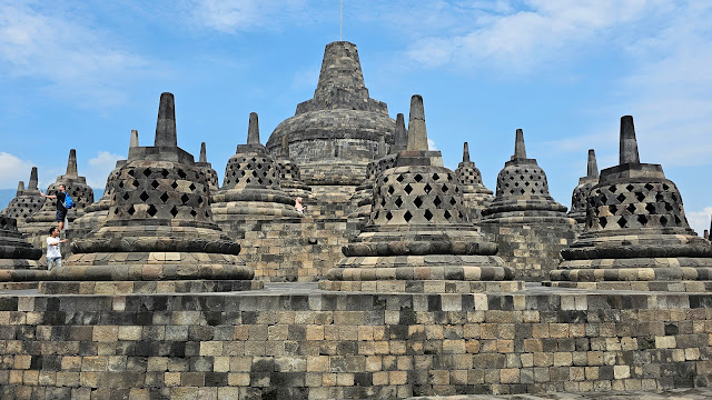 【旅行】穿越欲色、登上無色界：全世界最大大乘佛寺印尼婆羅浮屠