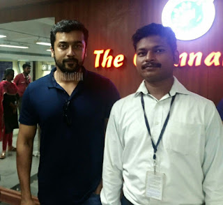 Surya-with-his-fan-pic-latest