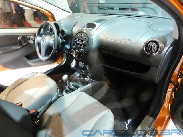 Novo Jac J2 - interior