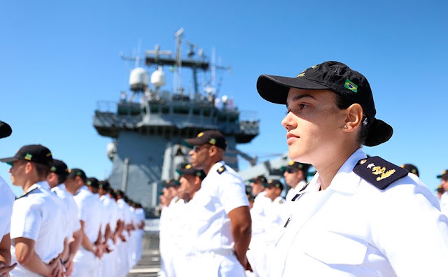 MULHERES PODERÃO CONCORRER A VAGAS DE FUZILEIROS NAVAL