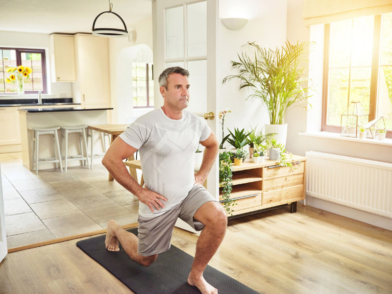 These 2 Lunge Variations Are Perfect for Men Over 40