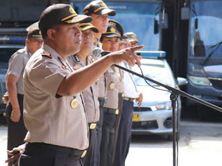 Gustav Urbinas Peringatkan Anggota Polres Jayapura Kota yang Terlibat Pungli