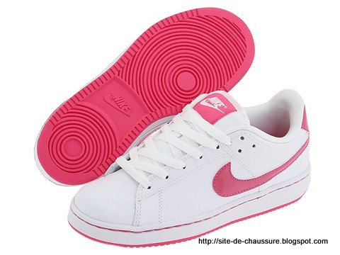 Site de chaussure:QM596555