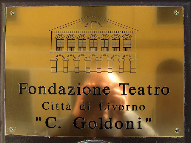 Intorno al teatro Goldoni, Livorno