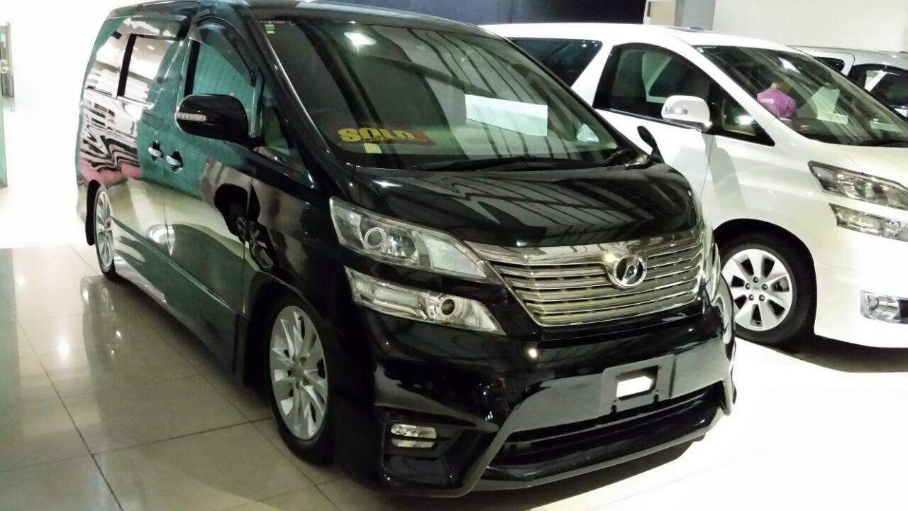 Pengalaman Membeli Kereta Toyota Vellfire - Maria Firdaus