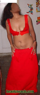 Hot Desi Mallu Aunties Wet Dress Stills  http://rkwebdirectory.com