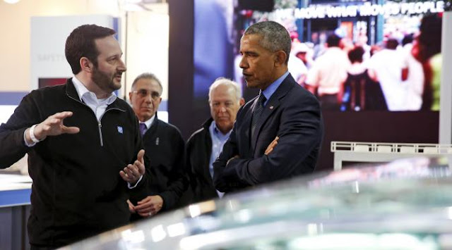 4ngkorNews - Woow inilah Mobil Transparan yang Bikin Obama Terkesima