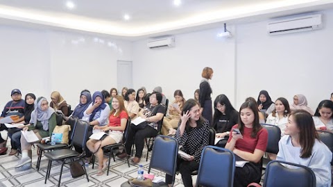 Workshop Mengubah Pola Pikir Diet Optimal di LightHOUSE Surabaya