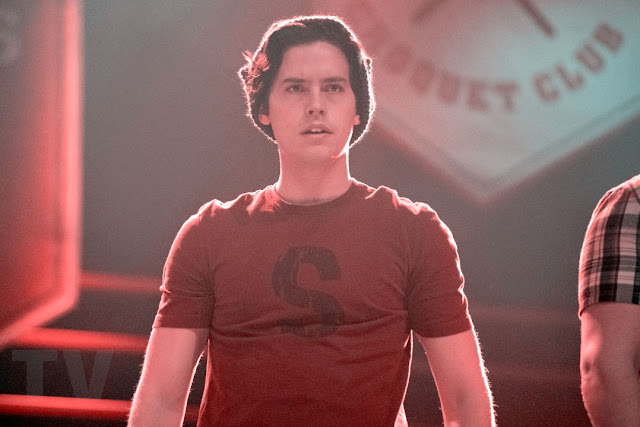 Riverdale - Reveals Jughead is alive