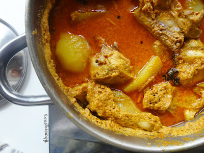 Chicken Curry With Potatoes || homefoodstory.blogspot.com