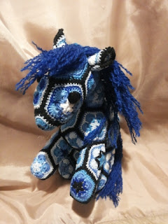 cavallo uncinetto crochet