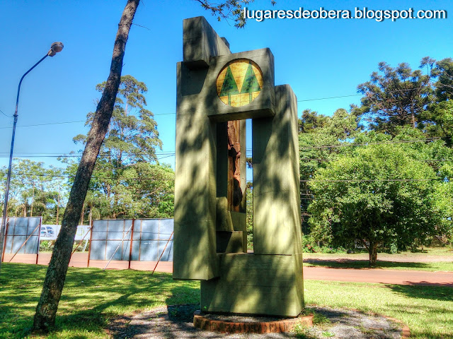 Monumento al Cooperativismo: Parque de las Naciones de #Oberá