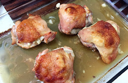 Sobrecoxas de Frango Assadas com Laranja