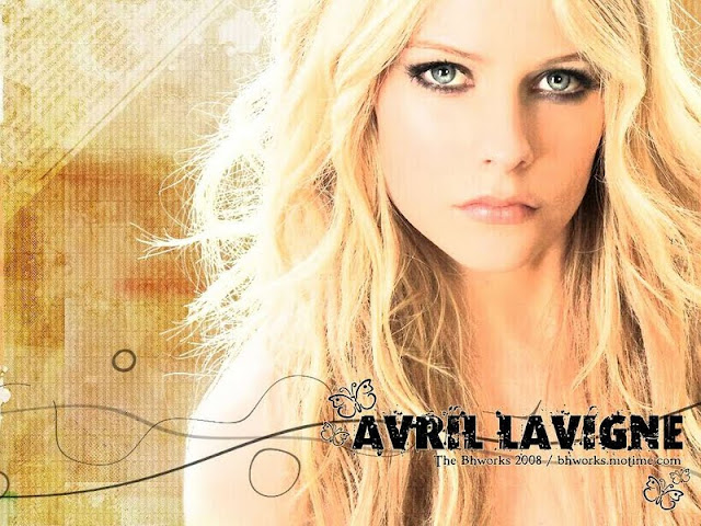 Avril Lavigne Biography and Photos