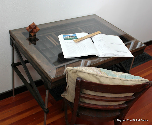 drafting table, industrial, desk, build it, reclaimed wood, printers tray, http://goo.gl/mtjRjv