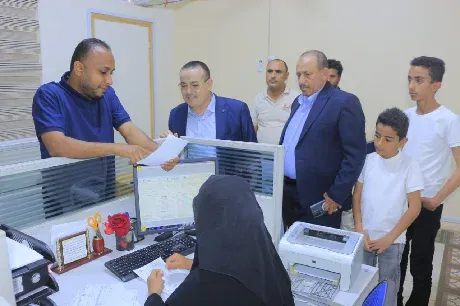 اليادعي ، يطلع على سير العمل بمؤسسة مكافحة السرطان بالحديدة