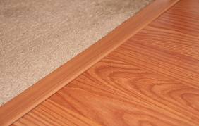 Hardwood to carpet transition