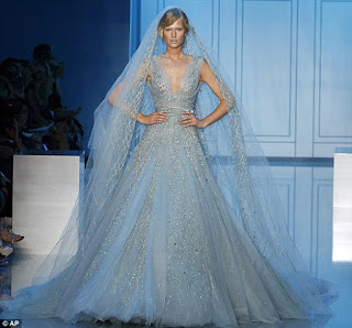 Wedding dresses with blue Photo