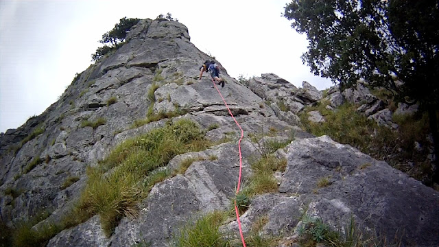 Escalada Clasica Arista Ataun Deep Mountain