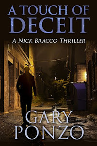 A Touch of Deceit (A Nick Bracco Thriller Book 1) (English Edition)