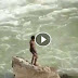 पहले किया दोस्तों को इशारा फिर कूद गया उफनाती नर्मदा, वीडियो देख उड़ जाएंगे आपके होश