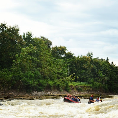 Rafting Sungai Bogowonto Purworejo