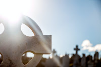 Cemetery Sun - Photo by Simeon Muller on Unsplash