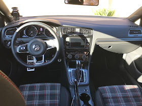 Interior view of 2019 Volkswagen Golf GTI 2.0T Rabbit Edition