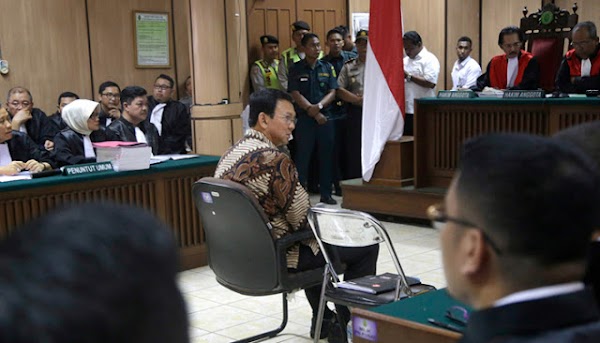 Jutaan Alumni 411 dan 212 akan Terus Kawal Sidang Ahok hingga Tuntas