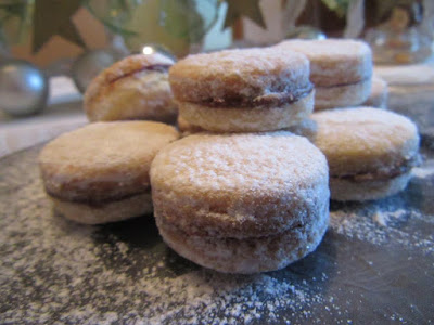 Fine vanilice s orasima / Vanilla cookies with nuts