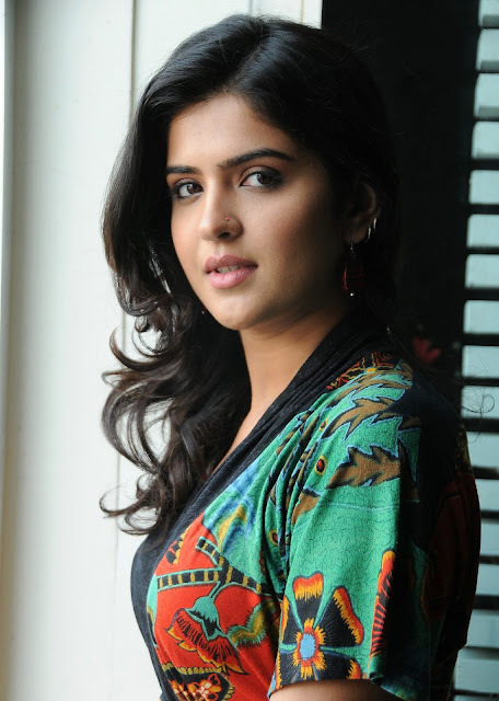 Deeksha Seth cute sexy