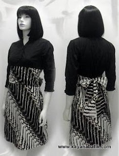   Model Baju Batik Modern Wanita