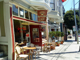 by E.V.Pita... San Francisco, Castro Village, houses, shops and bars / Casas, tiendas y bares del barrio de Castro en San Francisco / por E.V.Pita... O Barrio de Castro en San Francisco ,...  http://californiatravelling.blogspot.com/2015/01/san-francisco-castro-houses-and-bars.html