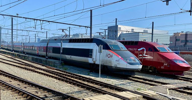 Oui high-speed rail