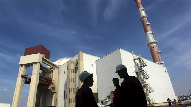 revolusiilmiah.com - Pembangunan Reaktor Nuklir di Iran