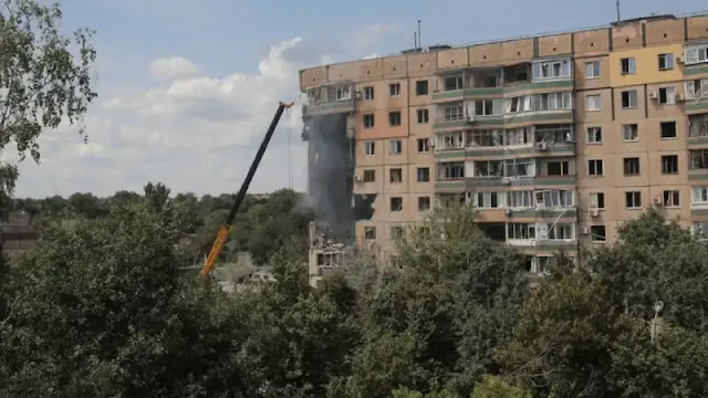 Russian missile strike on the Ukrainian city of Kryvyi Rih