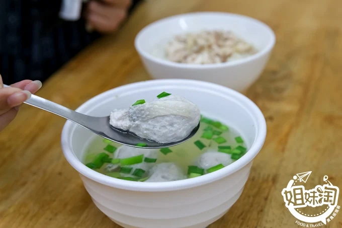 高雄 美食 推薦 小林雞肉飯 新興區 銅板美食