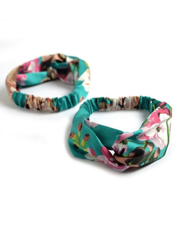 https://www.kiskissing.com/3-pack-mom-and-me-floral-headband.html