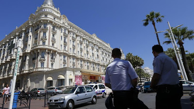 Vol de bijoux à main armée commis en plein jour à l'hôtel Carlton de Cannes