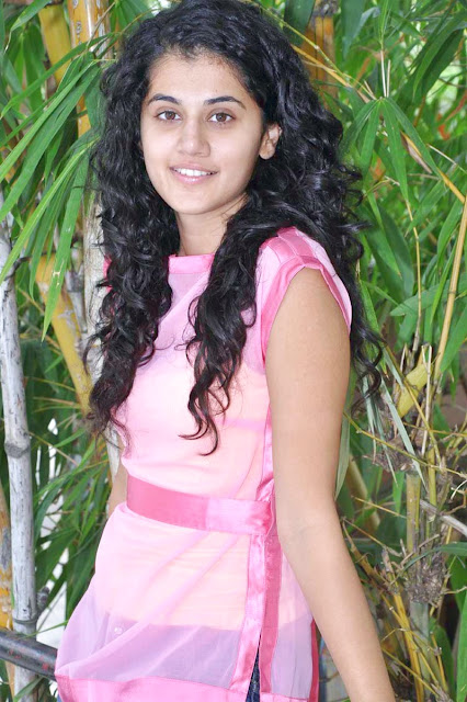 tapsee new looking - mogudu interview unseen pics