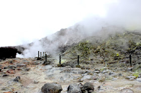 硫黄がモクモク？？北海道の活火山、アトサヌプリ！！【n】