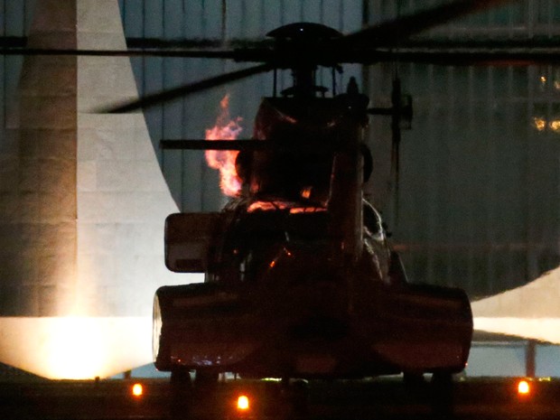 Fogo no helicóptero de Dilma