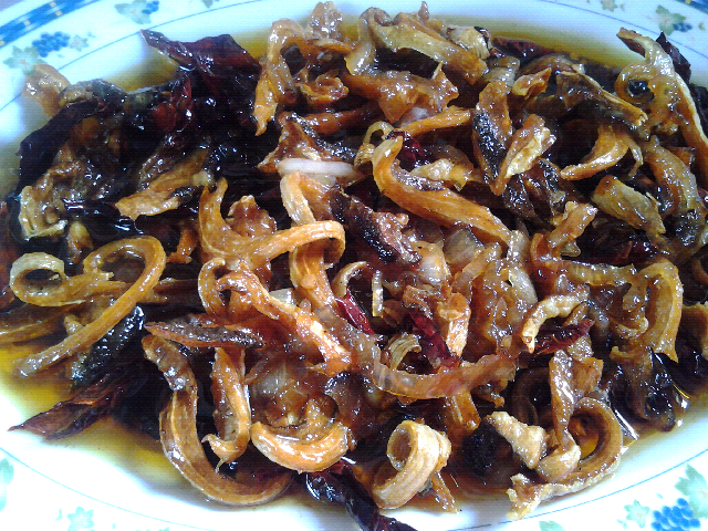 Masak asam ikan masin ~ SuteraUngu87