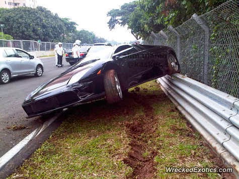 Kecelakaan Mobil Mahal Di Indonesia