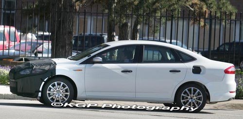 2013 Ford Fusion hybrid using a 1 6 liter EcoBoost engine   Auto