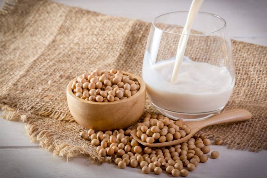 The benefits of soy milk .. How do you choose the best for you? Soy milk is one of the most popular plant-based dairy products worldwide, and the market value in 2025 is expected to reach about $ 23.2 billion, which is a significant increase over the market value of $ 15.33 billion in 2018, according to a trend report issued by Statista. German.