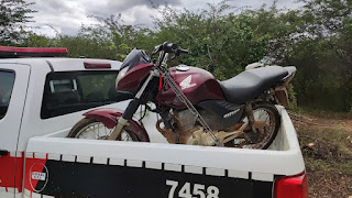 Polícia Militar recupera moto roubada em Brejo do Cruz