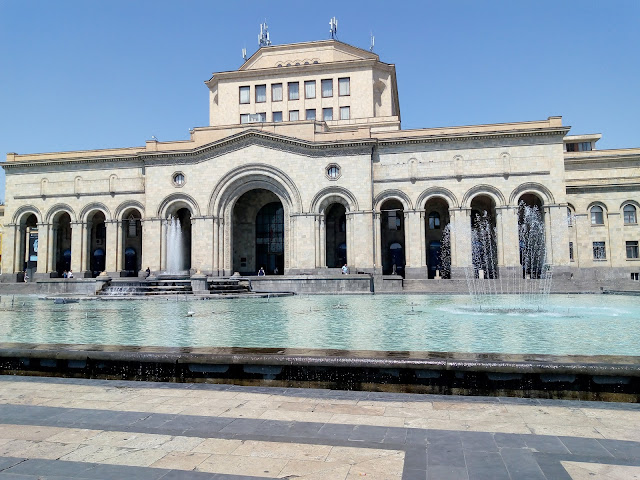 アルメニア歴史博物館( History Museum of Armenia)正面